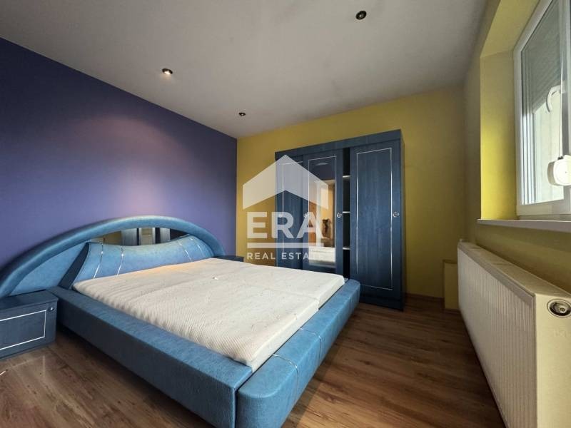 Продава 4-СТАЕН, гр. Силистра, Изток