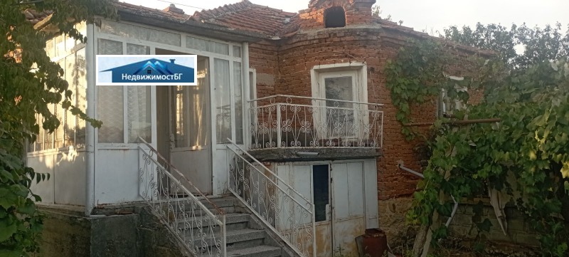 Продава КЪЩА, с. Кривини, област Варна, снимка 4 - Къщи - 44748027