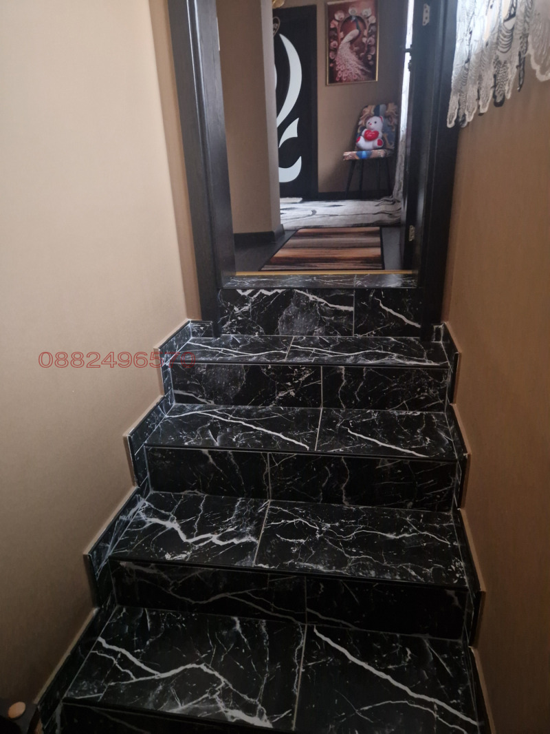 Продава КЪЩА, гр. Никопол, област Плевен, снимка 2 - Къщи - 52785022