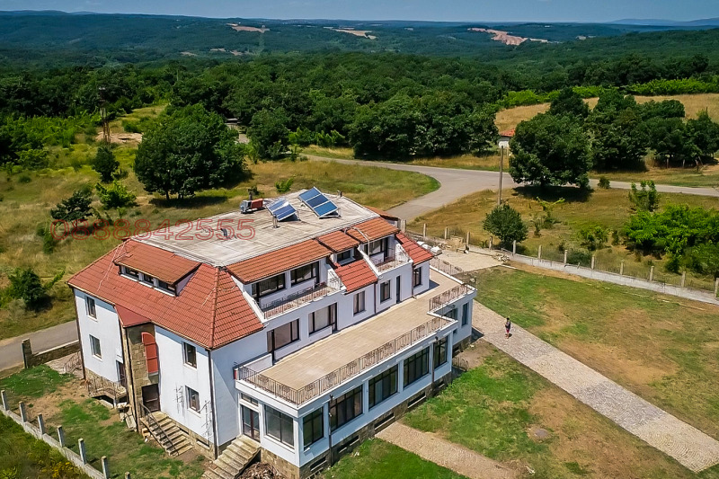 Продава ХОТЕЛ, с. Велика, област Бургас, снимка 2 - Хотели - 52786405