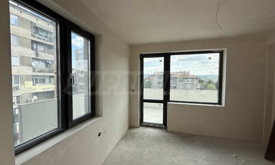 Продава 3-СТАЕН, гр. Велико Търново, Център, снимка 3 - Апартаменти - 54566814