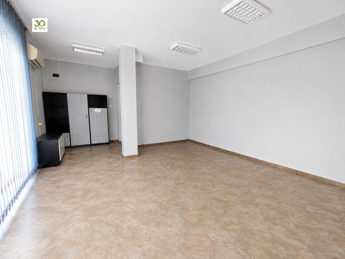 Продава ОФИС, гр. Варна, Левски 1