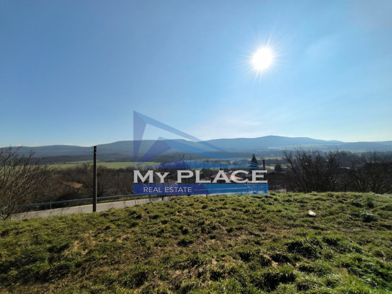 Продава ПАРЦЕЛ в област Шумен, с. Ивански - 2267 кв.м / 18 000 € » 35 204.94 лв., МАЙ ПЛЕЙС