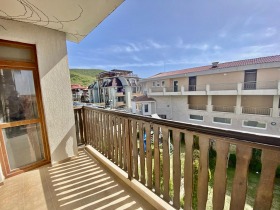 2 soverom Sveti Vlas, region Burgas 9