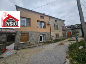 Hus Hrabrino, region Plovdiv
