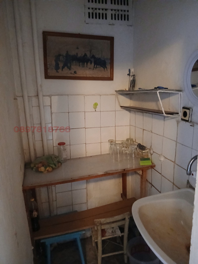 Продава 1-СТАЕН, гр. Шумен, Херсон, снимка 2 - Апартаменти - 53085895