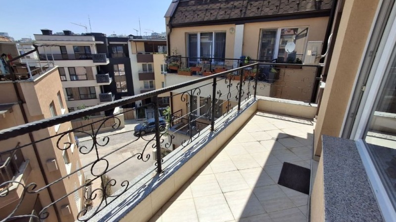 Zu verkaufen  1 Schlafzimmer Sofia , Musageniza , 72 qm | 77040144