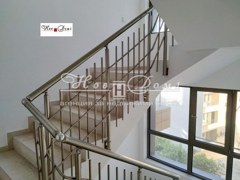 Продава 3-СТАЕН, гр. Варна, Център