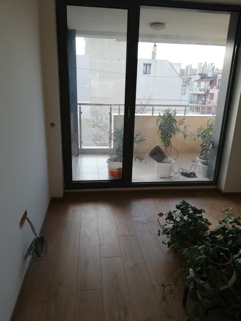 Продава 3-СТАЕН, гр. Варна, Център, снимка 16 - Апартаменти - 53252642