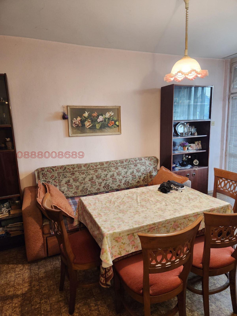 Продава 3-СТАЕН, гр. Хасково, Център, снимка 3 - Апартаменти - 52783343