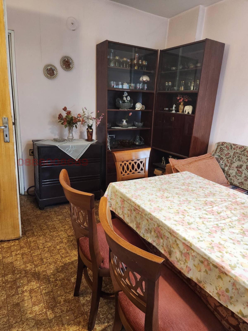 Продава 3-СТАЕН, гр. Хасково, Център