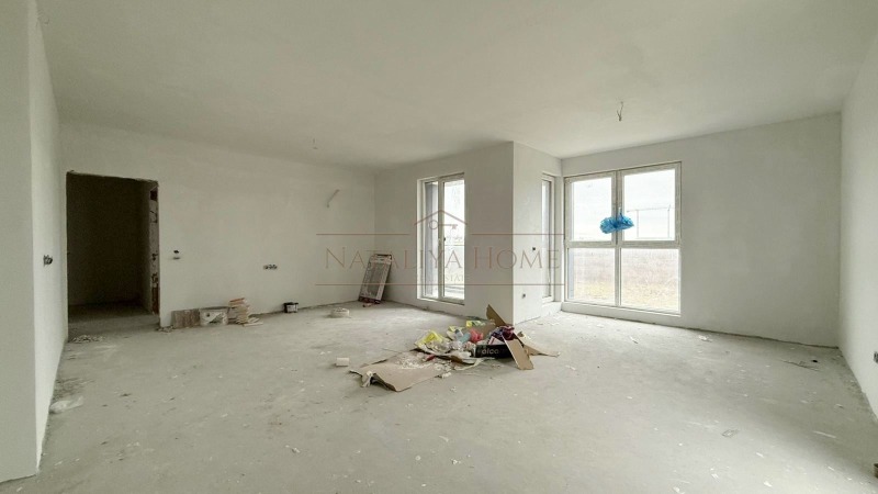 Продава МНОГОСТАЕН, гр. Бургас, област Бургас, снимка 2 - Апартаменти - 53431149