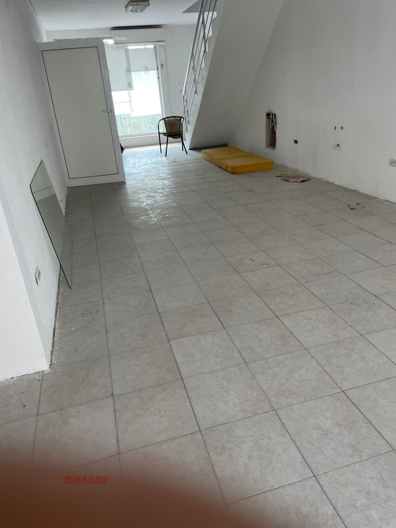 Eladó  Hivatal Pernik , Iztok , 100 négyzetméter | 48010643 - kép [12]