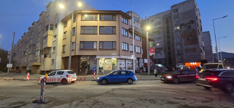 Продава ОФИС, гр. Перник, Димова махала, снимка 3 - Офиси - 52611552