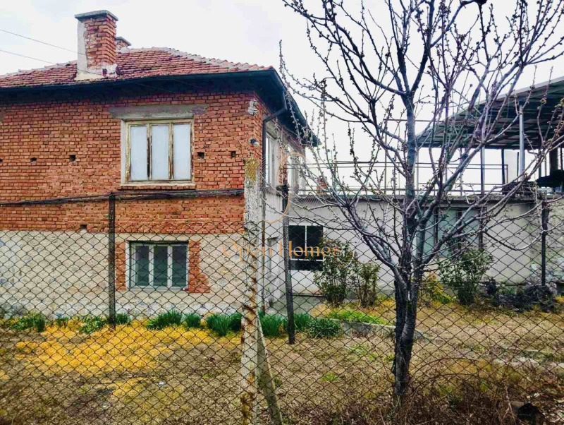 Продава КЪЩА, с. Брестовица, област Пловдив, снимка 1 - Къщи - 44758044