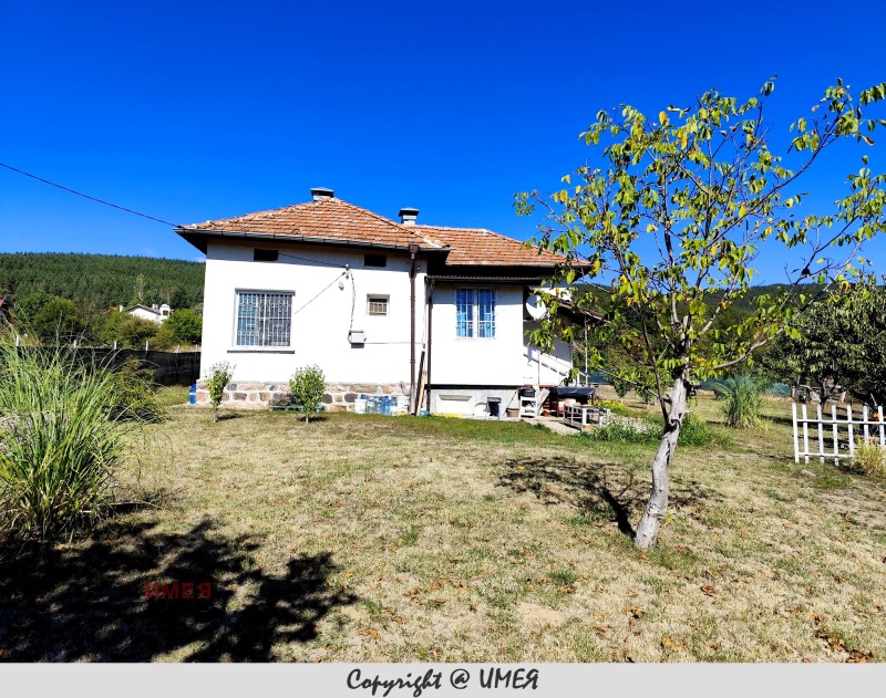 Продава  Къща област София , гр. Годеч , 65 кв.м | 52220158