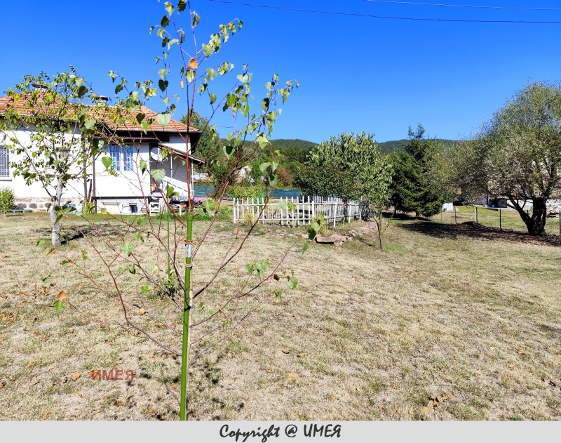 Продава  Къща област София , гр. Годеч , 65 кв.м | 52220158 - изображение [2]