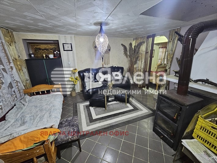 Продава КЪЩА, с. Безден, област София област, снимка 6 - Къщи - 53501458