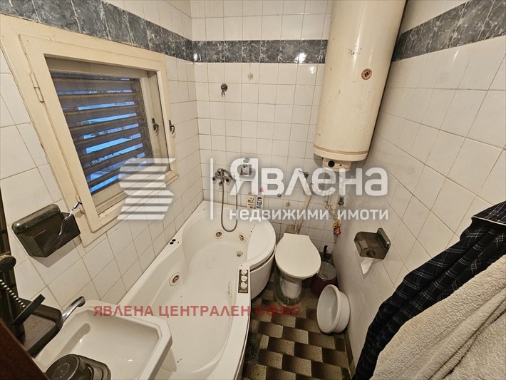 Продава КЪЩА, с. Безден, област София област, снимка 15 - Къщи - 53501458