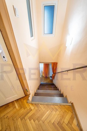 2 slaapkamers Briz, Varna 11