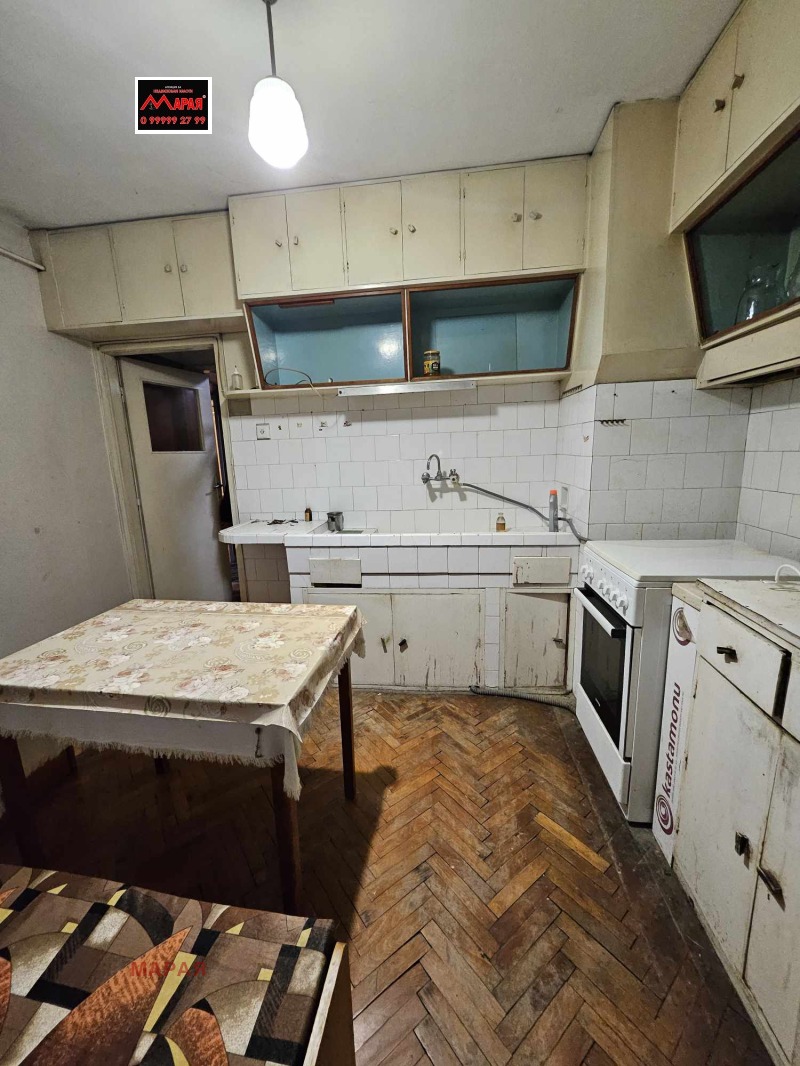 Продаја  2 спаваће собе Русе , Вазраждане , 80 м2 | 65624756 - слика [13]