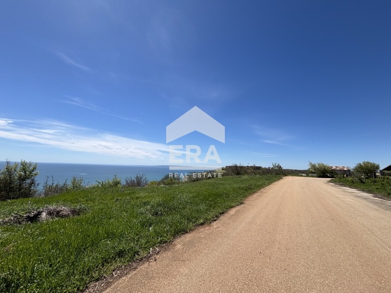 Продава КЪЩА, с. Божурец, област Добрич, снимка 11 - Къщи - 55952266