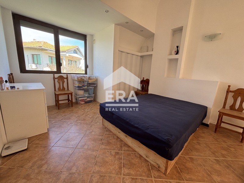 Продава КЪЩА, с. Божурец, област Добрич, снимка 6 - Къщи - 55952266