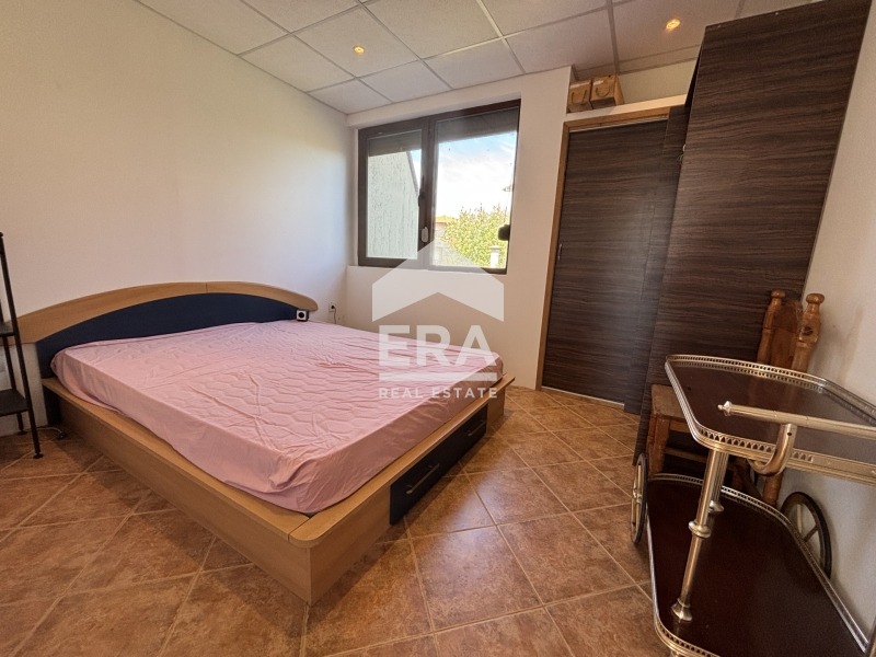 Продава КЪЩА, с. Божурец, област Добрич, снимка 4 - Къщи - 55952266