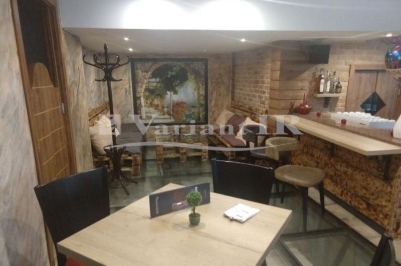 De vânzare  Bar; Cafenea Varna , Țentâr , 76 mp | 72840035