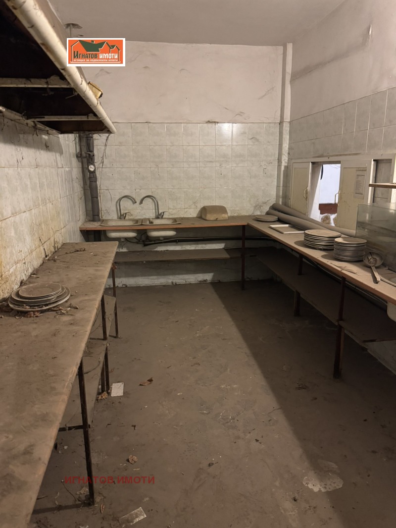 Продава ЗАВЕДЕНИЕ, гр. Пазарджик, Идеален център, снимка 9 - Заведения - 53184677