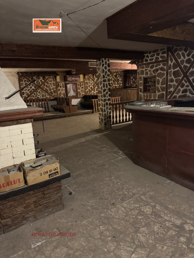 Продава ЗАВЕДЕНИЕ, гр. Пазарджик, Идеален център, снимка 2 - Заведения - 53184677