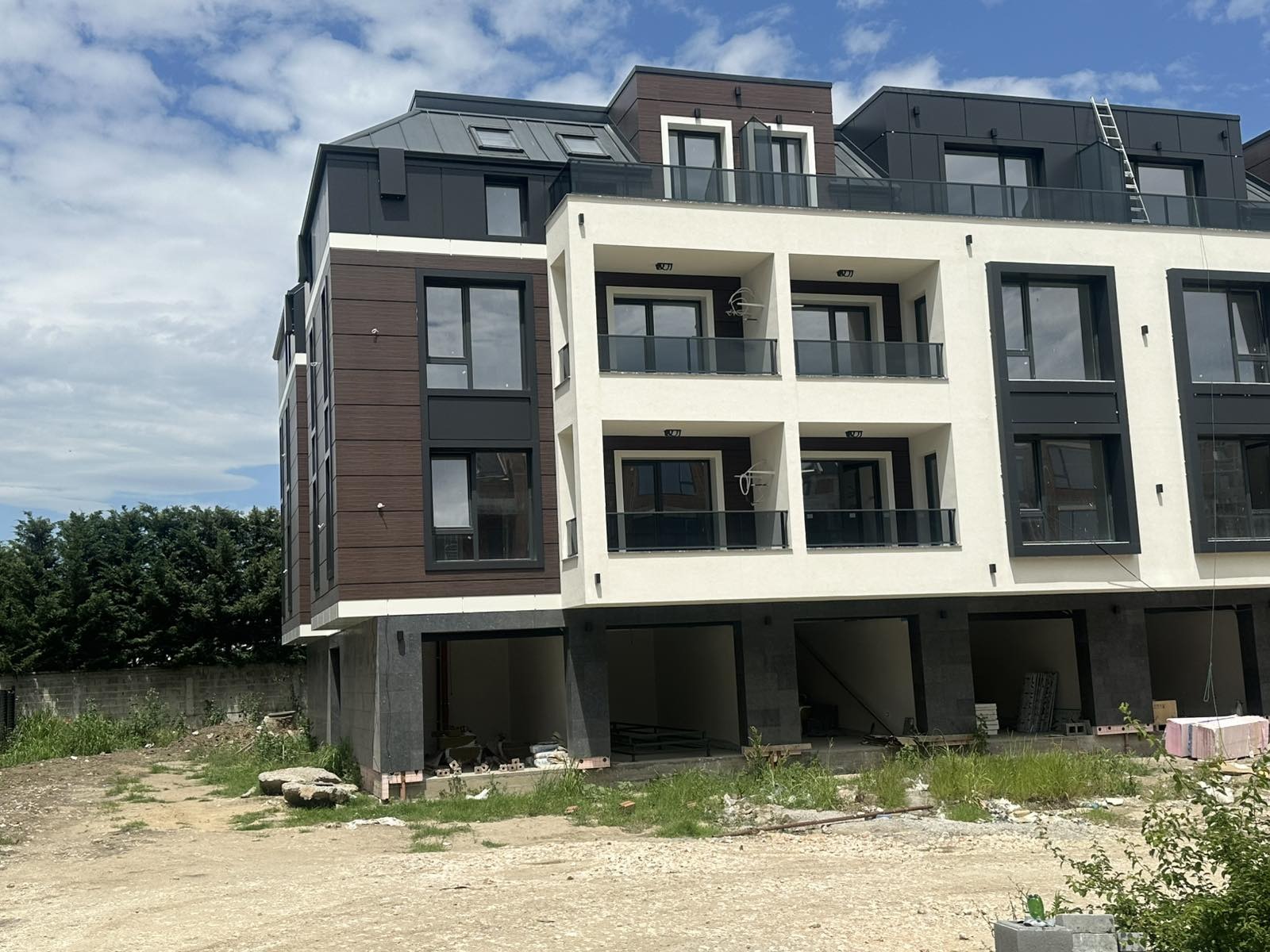 Продава 3-СТАЕН, гр. Пловдив, Остромила, снимка 2 - Апартаменти - 54758128