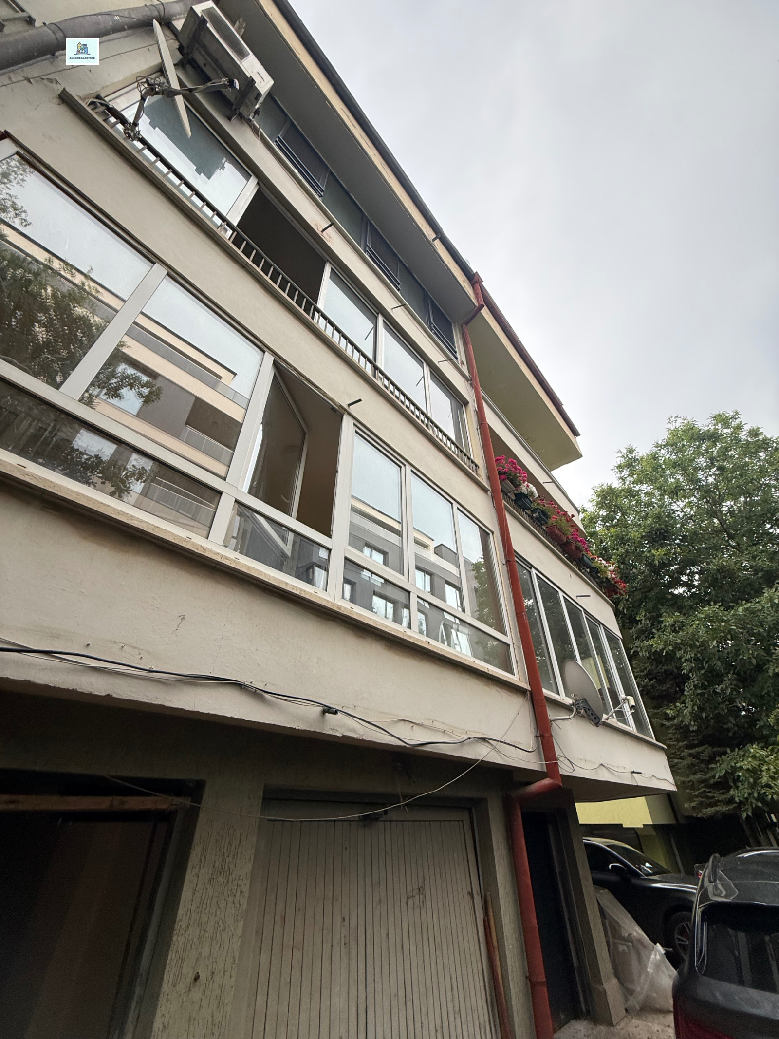 Продава ГАРАЖ, ПАРКОМЯСТО, гр. София, Витоша, снимка 3 - Гаражи и паркоместа - 55245482