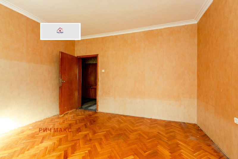 For Sale  3+ bedroom Sofia , Lozenets , 121 sq.m | 63080482 - image [2]