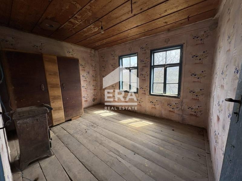 Продава КЪЩА, с. Войнежа, област Велико Търново, снимка 3 - Къщи - 54199775