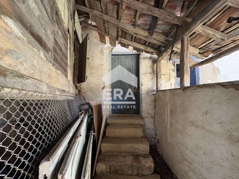 Продава КЪЩА, с. Войнежа, област Велико Търново, снимка 9 - Къщи - 54199775