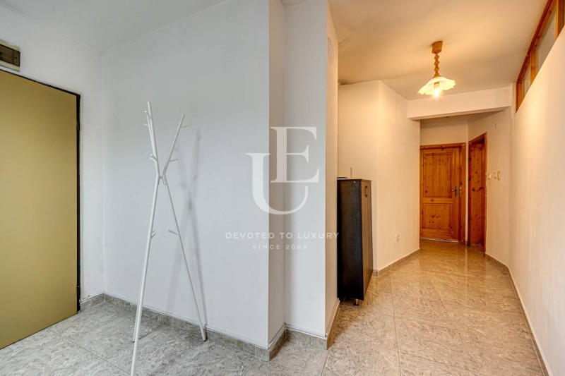 Продава 2-СТАЕН, гр. София, Център, снимка 3 - Апартаменти - 52605536