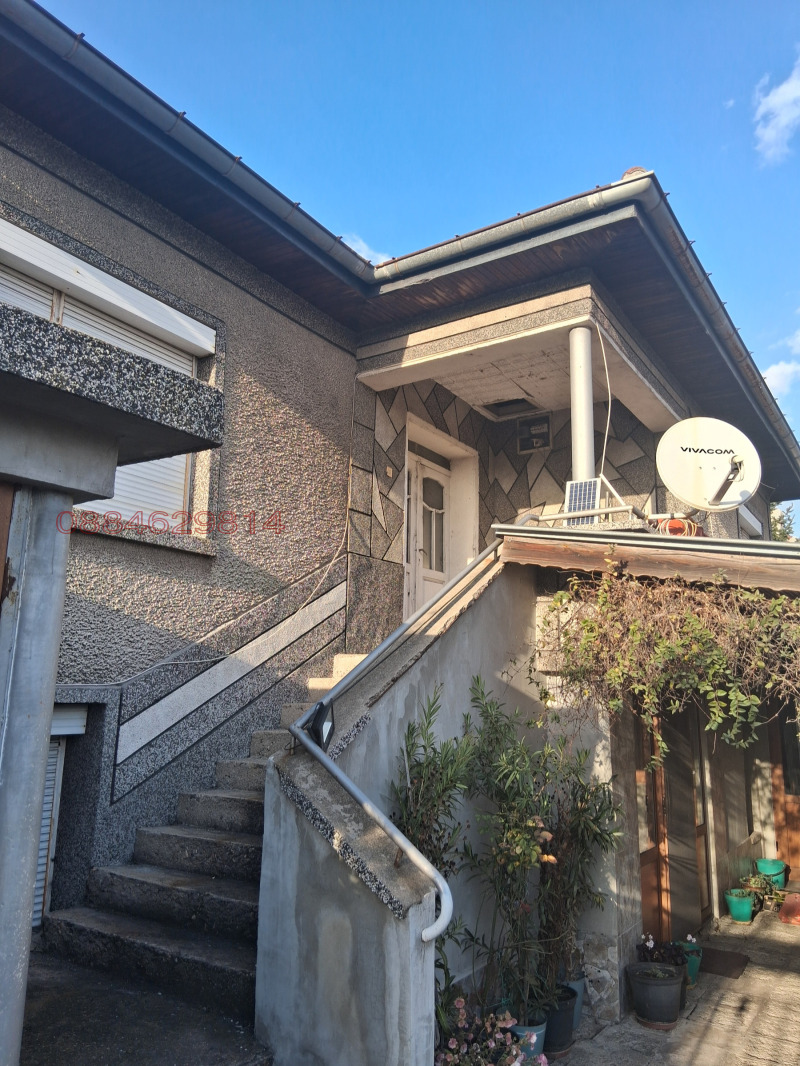 Продава КЪЩА в област Стара Загора, гр. Гълъбово - 173 кв.м / 69 000 € » 134 952.27 лв.