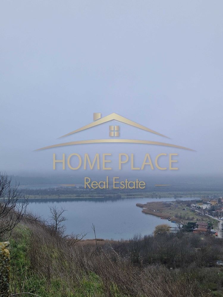 Продава ПАРЦЕЛ, с. Страшимирово, област Варна