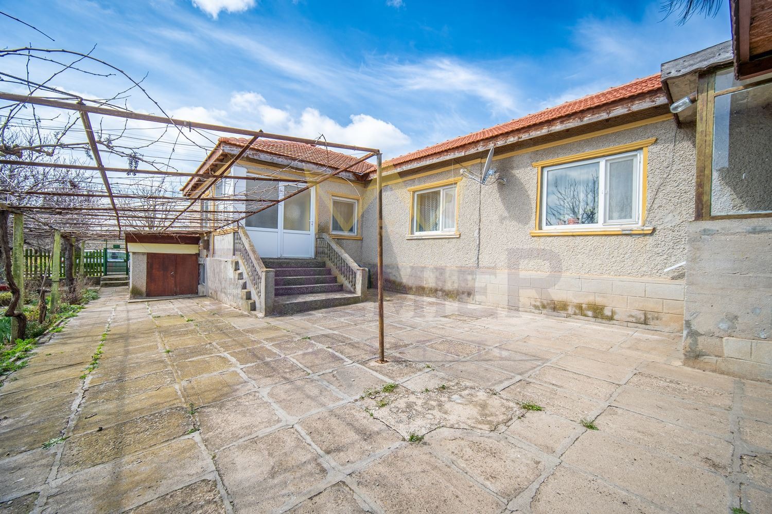 Продава КЪЩА, с. Дуранкулак, област Добрич, снимка 2 - Къщи - 54053526