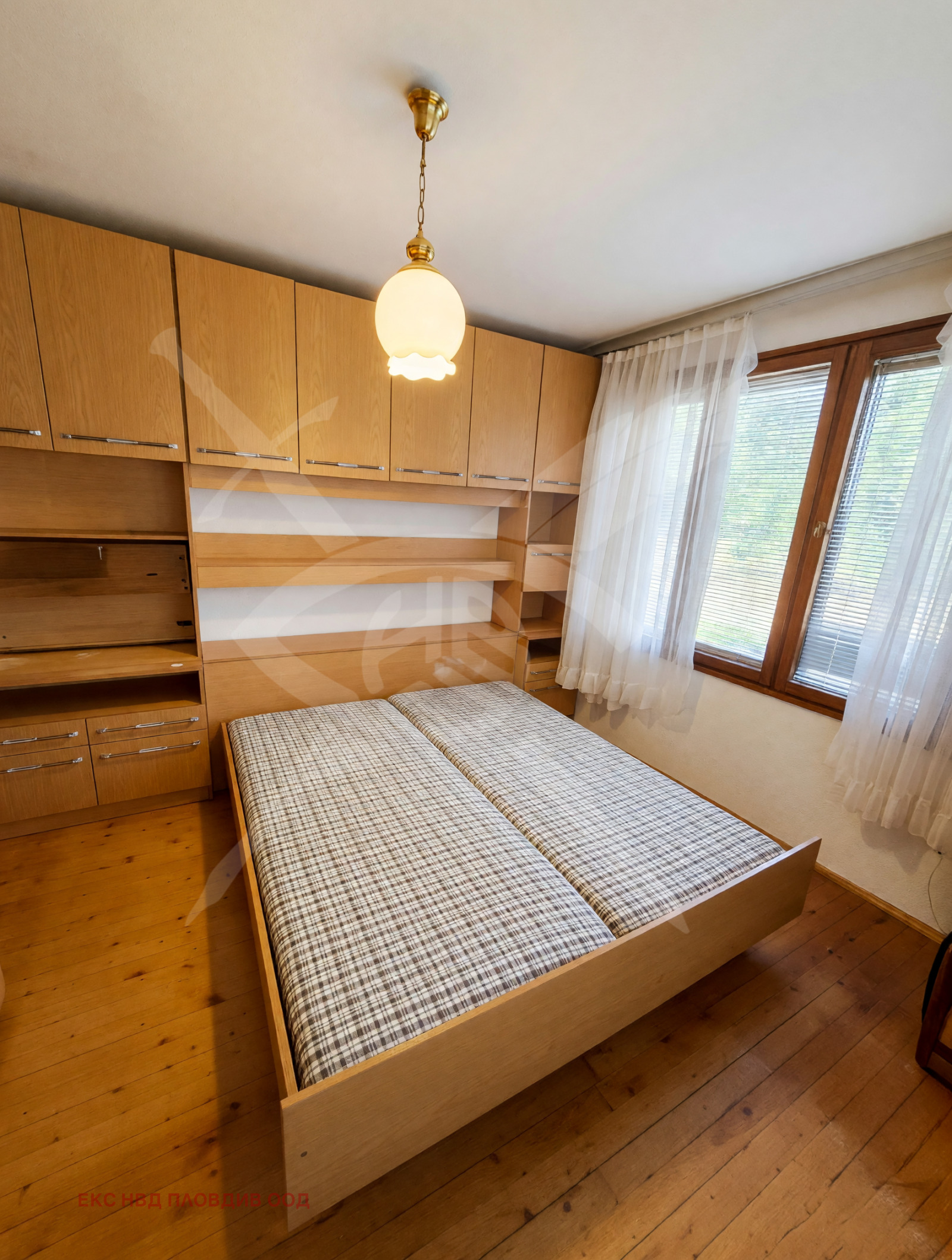 Продава КЪЩА, гр. Карлово, област Пловдив, снимка 3 - Къщи - 54799134