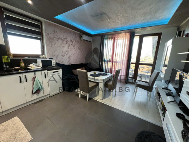 Продава 2-СТАЕН в град Пловдив, Кючук Париж - 77 кв.м / 156 999 € » 307 063.35 лв., АВАНГАРД РИЪЛ ЕСТЕЙТ