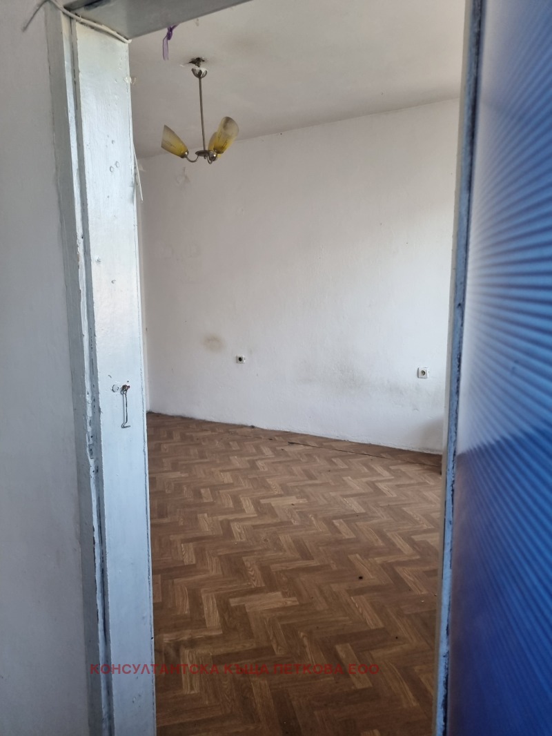 Продается  1 спальня Ловеч , Широк център , 54 кв.м | 69282488 - изображение [3]