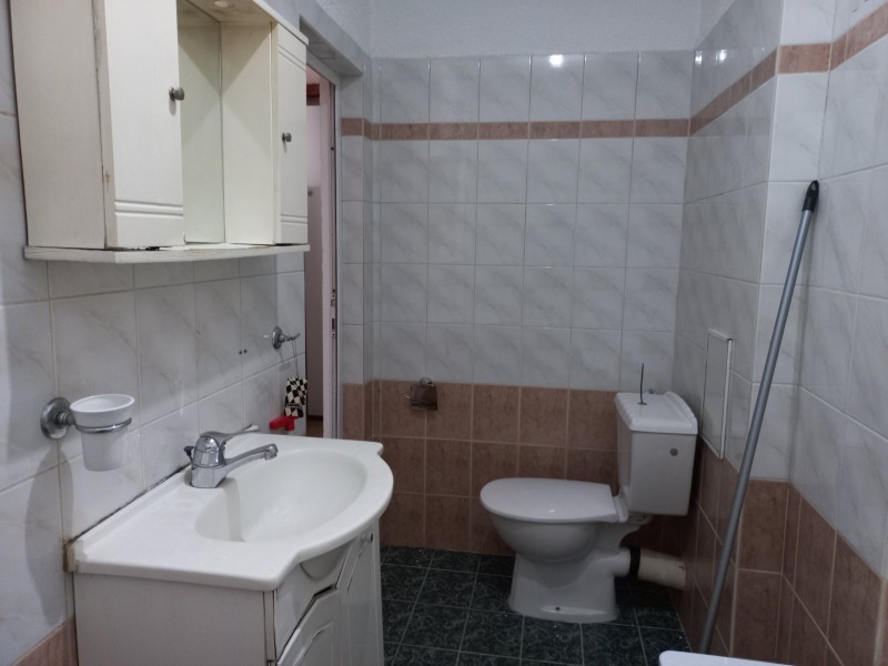 Na prodej  2 ložnice Sofia , Centar , 103 m2 | 77323115 - obraz [10]