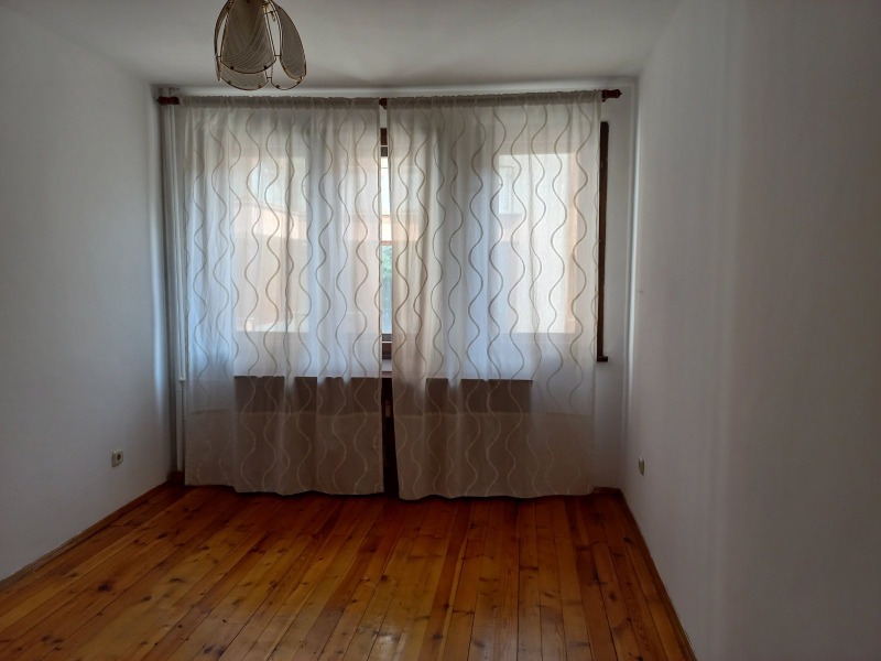 De vânzare  2 dormitoare Sofia , Țentâr , 103 mp | 77323115 - imagine [16]