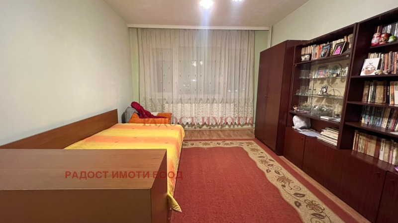 Продава 3-СТАЕН, гр. Чирпан, област Стара Загора, снимка 2 - Aпартаменти - 48307700