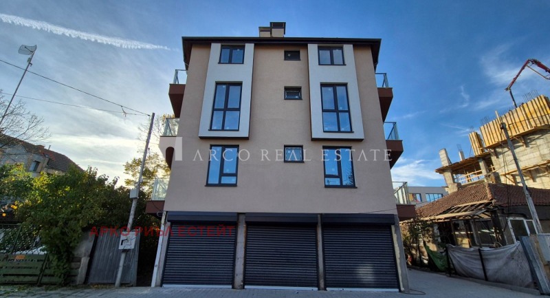 Продава 3-СТАЕН, град София, Левски В • 285076 € / 557560.19 лв. • 46181197 1