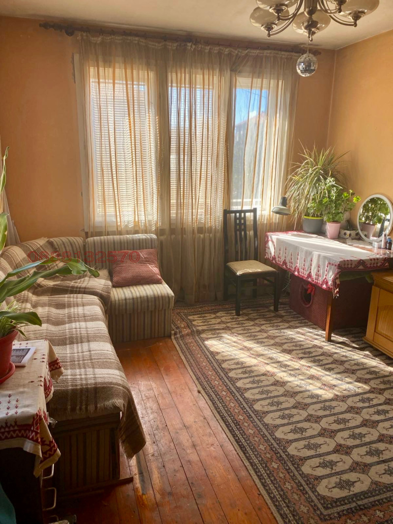 Продава КЪЩА, гр. Тервел, област Добрич, снимка 11 - Къщи - 52779242