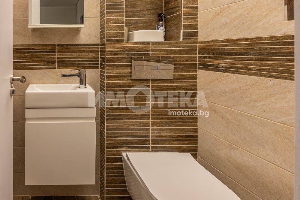 Продава 3-СТАЕН, гр. Варна, Централна поща, снимка 13 - Апартаменти - 54269164