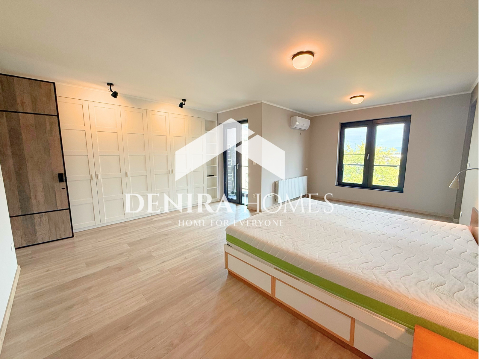Продава МНОГОСТАЕН, гр. София, Изток, снимка 10 - Апартаменти - 55523289